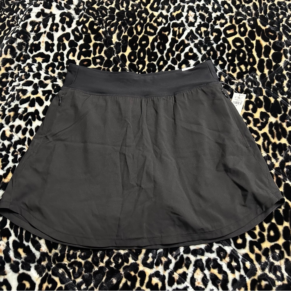 Old Navy tennis skirt BNWT
